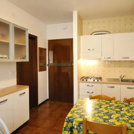 Tiziano B Apartment